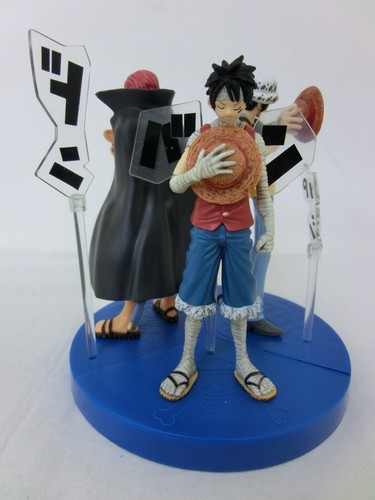 "From Japan" One Piece Law Luffy Shanks 7Eleven Noodle Figure Diorama "In Stock"