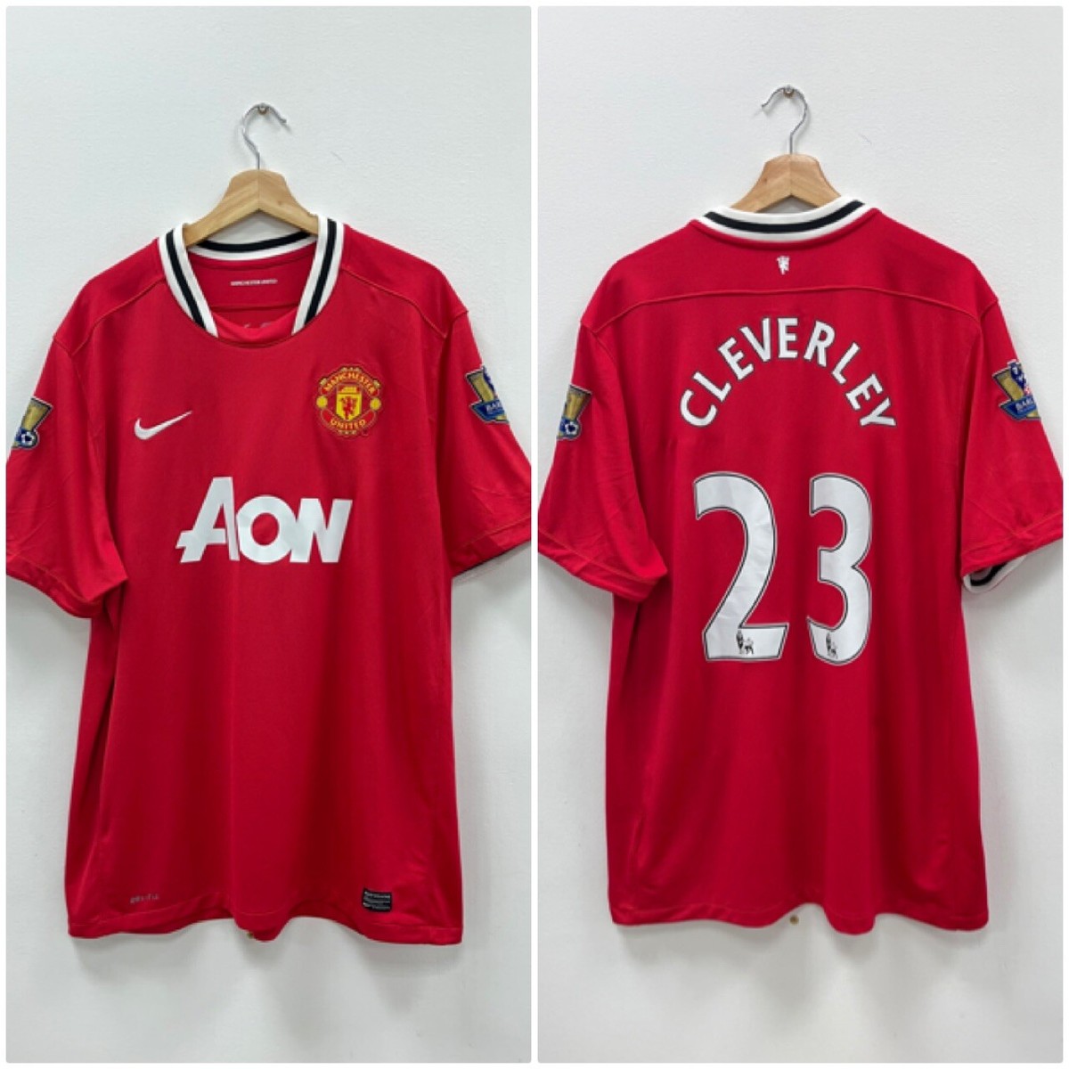 Manchester United Tom Cleverley 2011/2012 Home Football