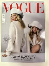 BRITISH VOGUE MAGAZINE DEC 2023 GREAT BRITAIN TRADITION KATE MOSS LILA MOSS