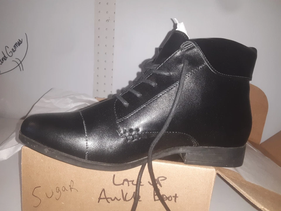 SUGAR Womens sz 8 m Ankle Boot Ladies Lace Up Bootie CUTE w/ Collar #00s - Image 3 of 3