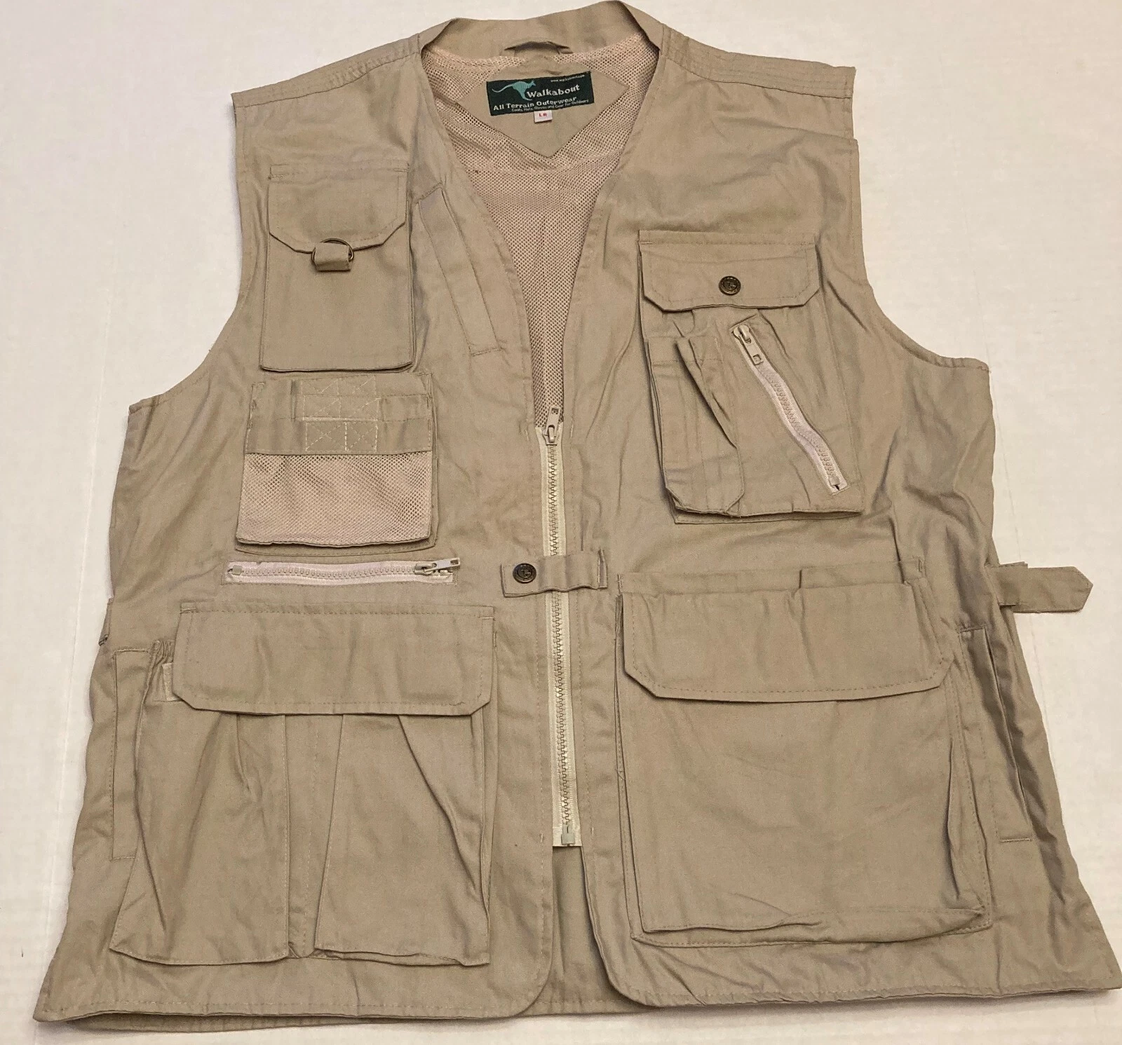 Walkabout All Terrain Outerwear Tan Mens Vest Large Multi Pocket Fishing Hunting