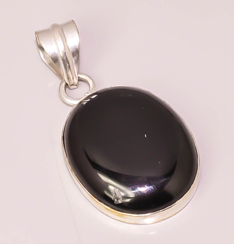 Natural Black Onyx Gemstone Pendant in 925 Sterling Silver Plating