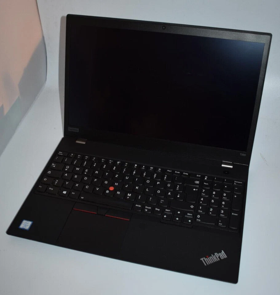Lenovo ThinkPad T590 · i5-8265U · 8GB · 256GB, Foto 1 von 5
