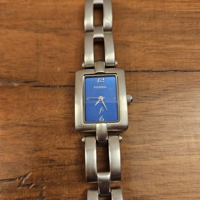 Fossil Rare And Authentic Watch Model ES9098 Silvertone Blue Face Womens