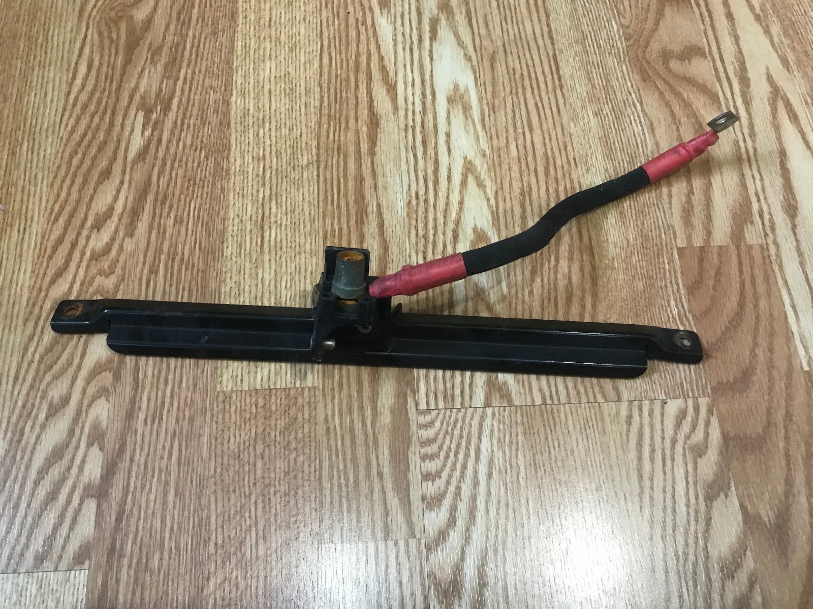 ✝️FERRARI CALIFORNIA POSITIVE BATTERY CABLE LINE WIRE HARNESS W/ BRACKET 251250
