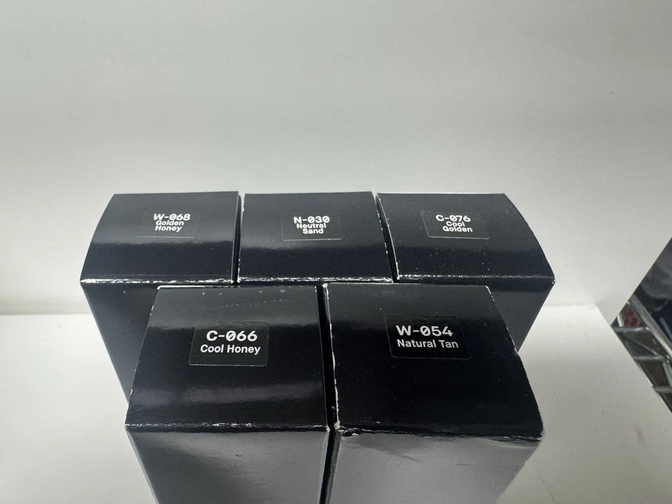 Bobbi Brown Weightless Skin Foundation SPF 15 1fl.oz / 30ml You Pick the shade - Image 3 of 3