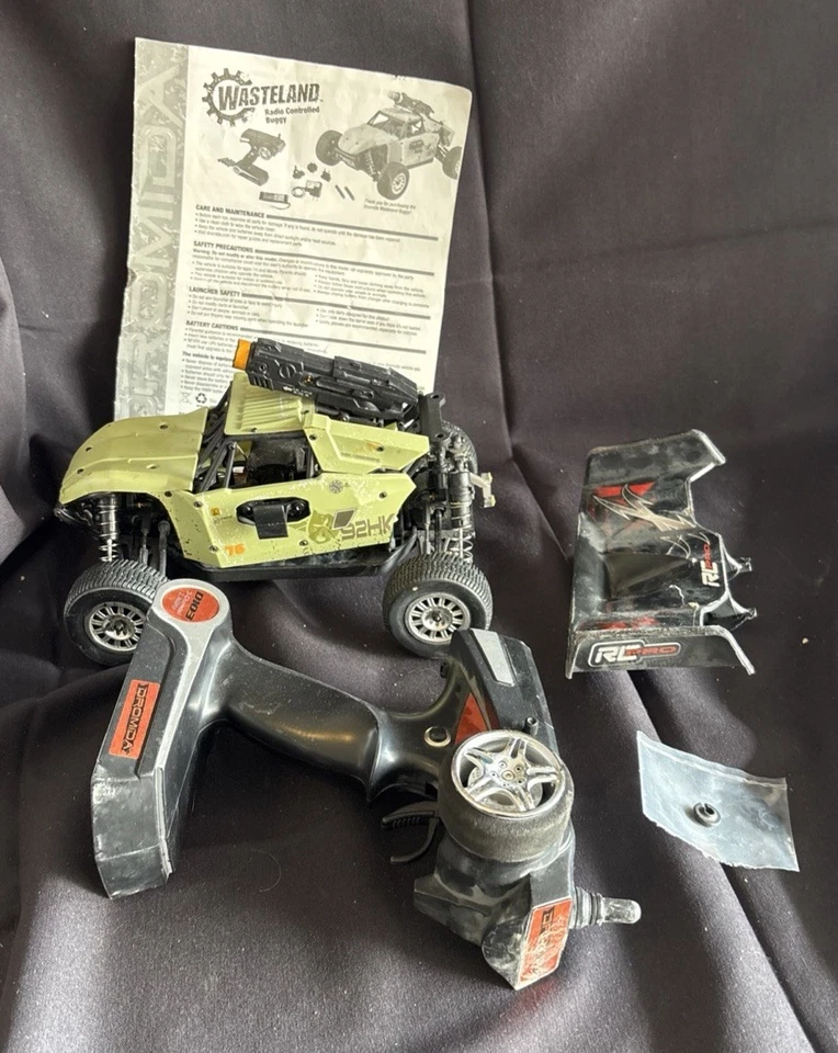 Dromida 4.18 1/18 Wasteland Buggy *as Is For Parts Or Repair.  No Charger - Image 2 of 2