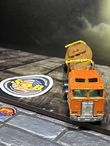 YatMing Kenworth HK100 COE Aerodyne 108 Semi HO Scale Yacht Trailer USED EX Cond - Picture 4 of 12