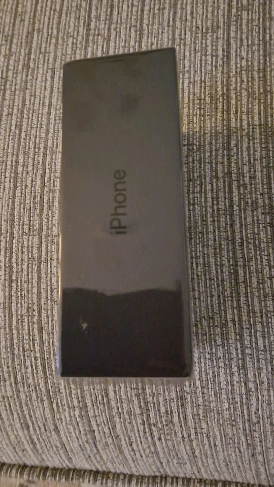 Factory Sealed Apple iPhone 8 256gb space black (Unlocked) Rare Collectors Item - Image 4 of 4