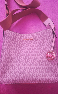 Michael Kors Damen Schultertasche beige Monogramm, Reißverschluss, Anhänger, M