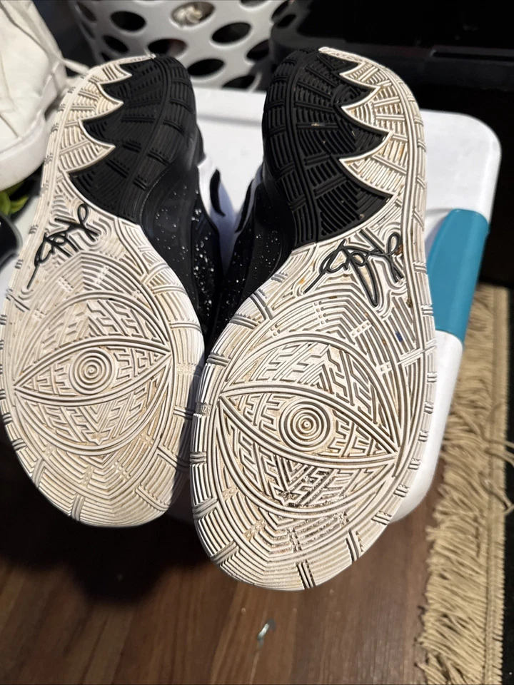 Nike Men's Usados En Buenas Condiciones - Image 3 of 4