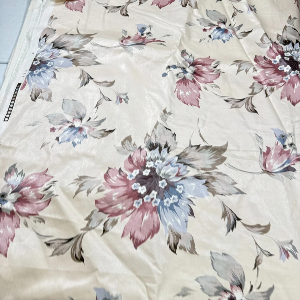 vintage dupont upholstery fabric beige purple floral cotton 56x386 10.8 yards - Image 4 of 4