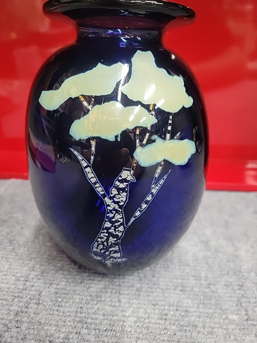 Vintage Sally Worcester Hand Blown Art Glass Vase Cobalt Blue 1984