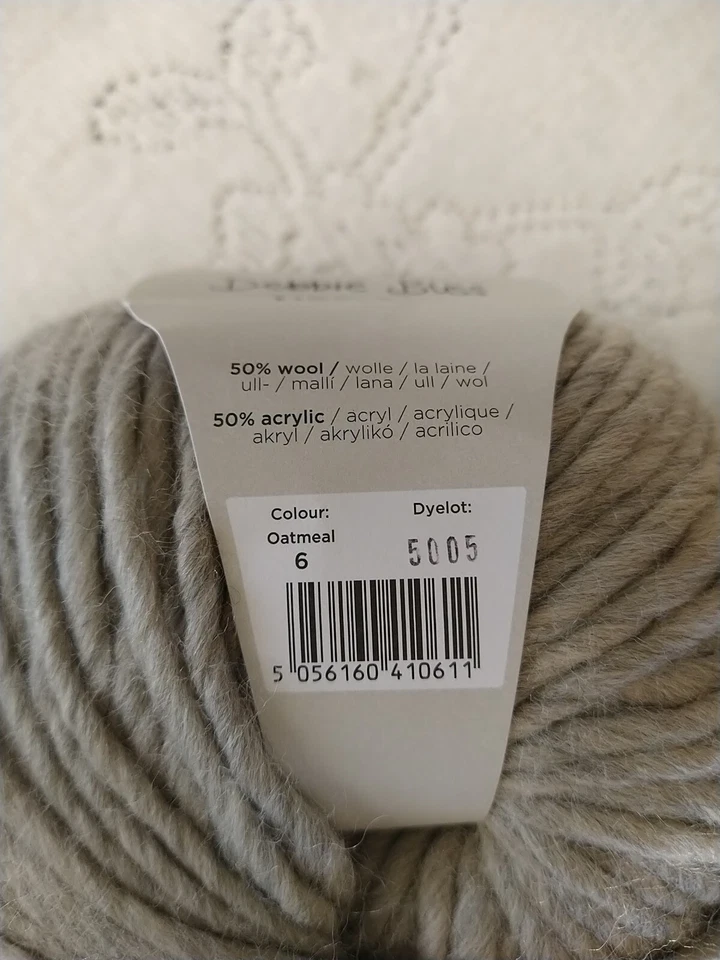 Lote de 2 ~ Debbie Bliss Merion lana voluminosa/hilo acrílico # 6 avena Foto 4 de 4