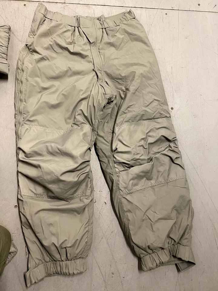 USGI Extreme Cold Weather Trousers Primaloft Level 7 Gen III NWOT Medium Regular - Image 4 of 4
