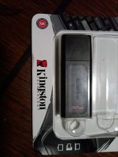 Linux Operating Systems Multi boot fast USB 3.2 32GB 10 in 1 