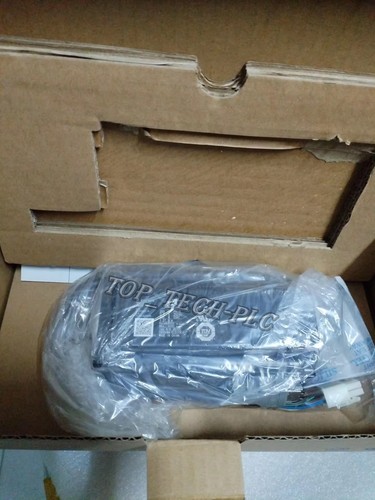 1PCS NEW Yaskawa SGM7J-04AFC6E servo motor - Picture 2 of 5