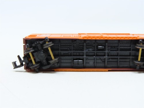 N Scale Con-Cor 001-008851 SFRD Santa Fe 'The Chief' 40' Reefer #35179 - Picture 8 of 14