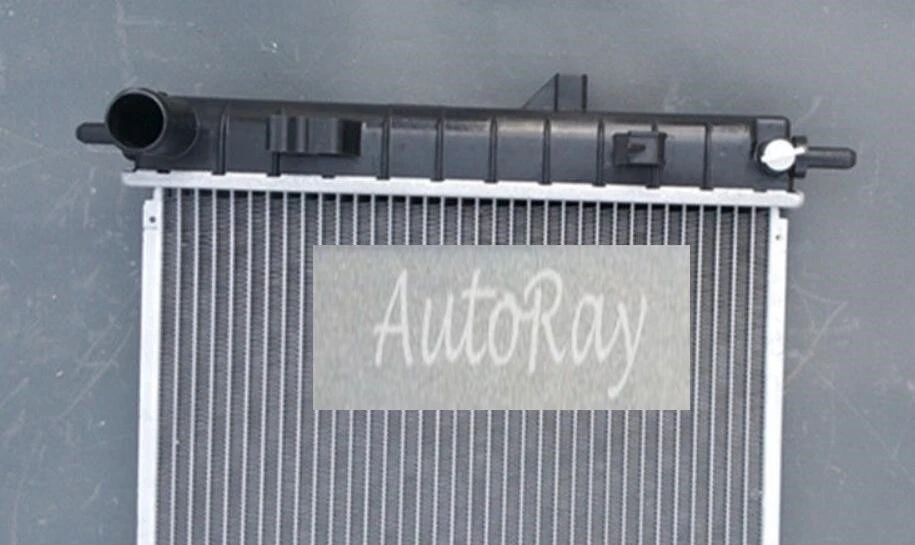 Radiador para Chevrolet Cobalt Pontiac G5 Pursuit Saturn Ion manual automático #2608 Foto 4 de 4