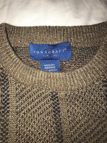 towncraft sweater medium brown vertical stripes crew neck