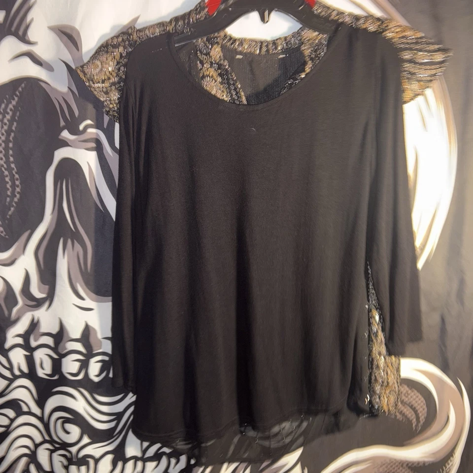 Женские топы BKE лот из 2 размеров средний - Изображение 4 из 4