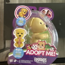 Fingerlings Adopt Me DOG Puppy Interactive Pet 40 Sounds Reactions