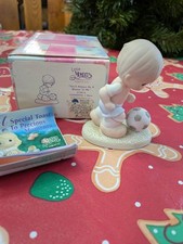 PRECIOUS MOMENTS LITTLE MOMENTS 272612- "YOU'LL ALWAYS BE A WINNER TO ME