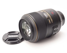 Nikon Nikkor AF-S 105mm F/2.8 G VR Micro Lens - With Front and Rear Lens Caps