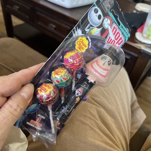 THE MAYOR NIGHTMARE BEFORE CHRISTMAS Halloween CHUPA CHUPS Lollipops Carded NEW! - Picture 3 of 4