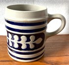 COLONIAL WILLIAMSBURG salt glaze pottery mug stein pitcher oak leaf design — photo 2