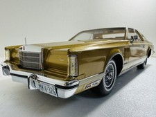 BOS/Lincoln Continental MKV 1/18 Out of ion C Mark 5
