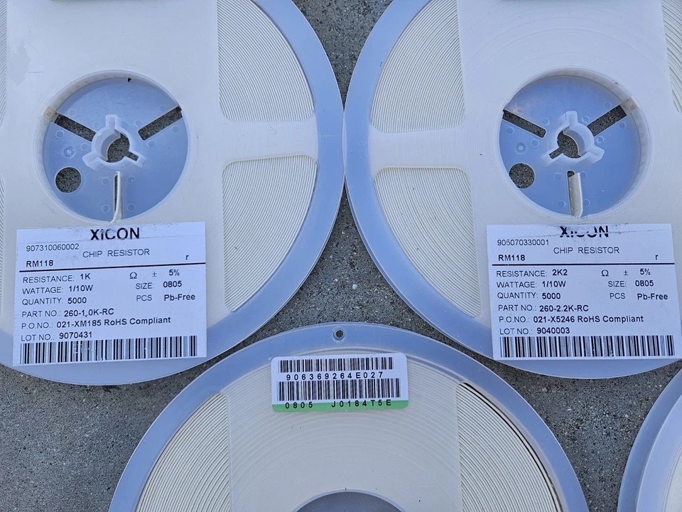 (10+ Carretes) Resistencias Chip XICON 1/10w Variedad 1k Ω - 750k Ω (54.000 Piezas) Foto 4 de 4