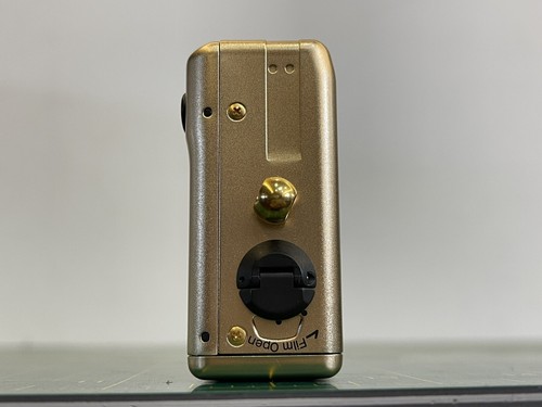 Rare CANON ELPH 60th Anniv. Gold Ltd. Edition 35mm Zoom 24-48mm APS Film Camera - Picture 7 of 12