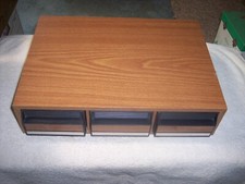 BROWN WOODGRAIN STORAGE CASE FOR CASSETTE TAPES HOLDS 42 TAPES 18