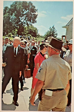 1965 IKE & MAMIE EISENHOWER In WEST BRANCH IOWA Postcard H Hoover Birthplace D4