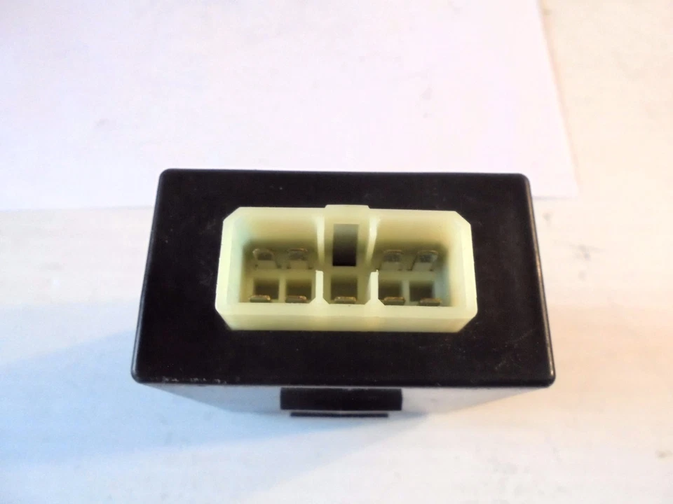 Relé de antena elétrica padrão RY-1219 serve para 95-00 Toyota Avalon - Imagem 4 de 4