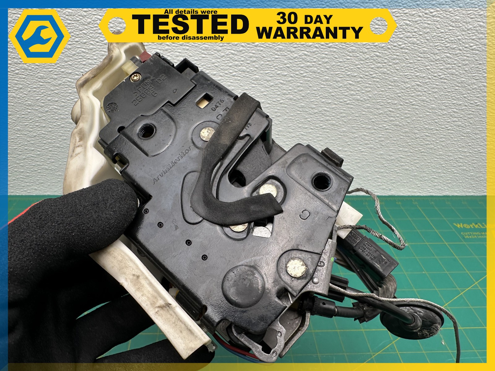 06-12 BENTLEY Flying Spur FRONT RIGHT DOOR LOCK LATCH ACTUATOR W/ CABLE OEM