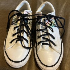 Converse Chuck Taylor All-Star Youth Girls Size 13