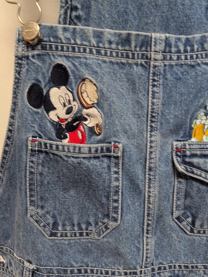 Mickey vintage años 90. Mono Shorts L Bordado Disney Denim Shorts Foto 3 de 4