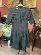 Teri Jon by Rickie Freeman Floral Jacquard Dress with pleated bodice Size 4 $600