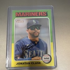 2024 Topps Heritage Chrome /699 Jonatan Clase #639 (RC)