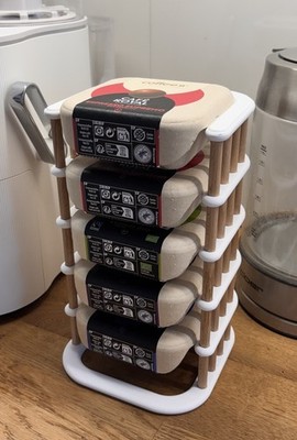 Exklusives CoffeeB Kapsel-Regal   Handgefertigt