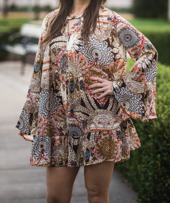 Umgee Bohemian Multicolor Printed Bell Sleeve Ruffle Hem Mini Dress Size L