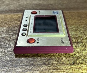 Nintendo Game & Watch Helmet CN-07 1981 Vintage Tested Working