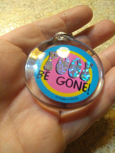 80s Keychain Poof be gone Kalan kr858 round Funny vintage 1980s collectible - Picture 5 of 10