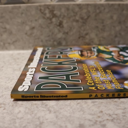 Sports Illustrated Green Bay Packers The NFL's Most Successful Franchise 2013 - Picture 4 of 5