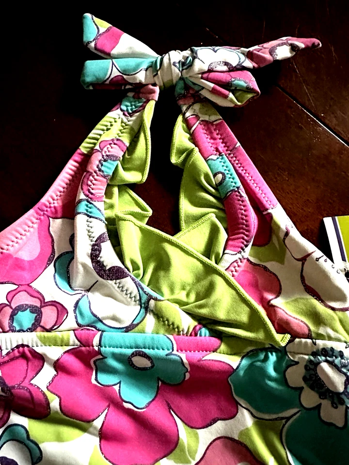 NUEVO CON ETIQUETAS 3T Granate Hill Traje de Baño de Una Pieza con Volantes Verdes Fluttery ÚLTIMA TALLA Foto 2 de 3