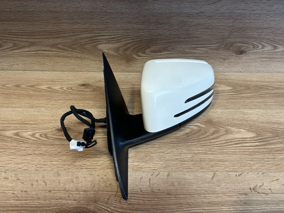 MERCEDES W117 CLA250 FRONT LEFT DRIVER SIDE POWER DOOR MIRROR WHITE OEM 14_19 - Image 4 of 4