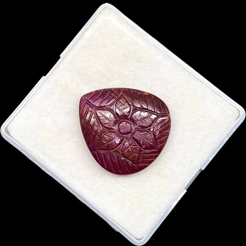 59 Cts Unheated Natural Ruby Hand Carved 32x30mm Huge Pendant Size Gemstone - Picture 11 of 21