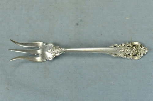 GRANDE BAROQUE by WALLACE STERLING SILVER COCKTAIL FORK 5.5" #00787